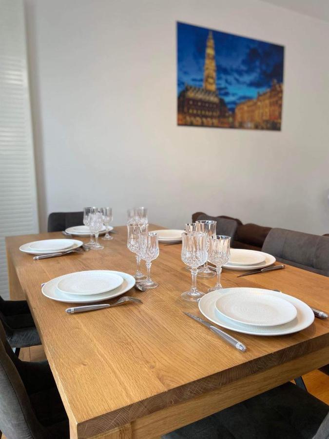 Le Carnot Appartement Avec 2 Chambres Separes Et Parking Privatif Et Securise Arras Exteriér fotografie