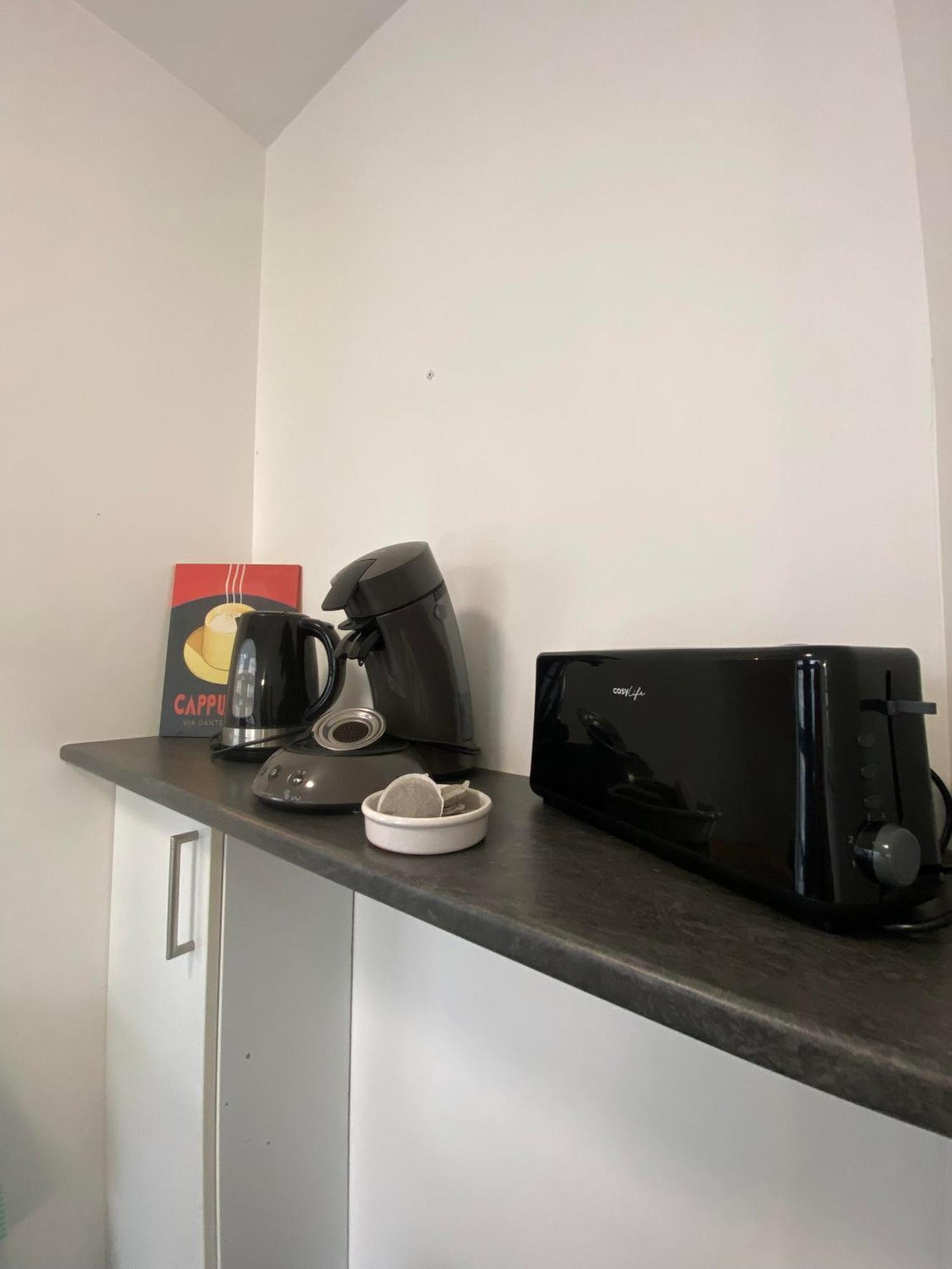 Le Carnot Appartement Avec 2 Chambres Separes Et Parking Privatif Et Securise Arras Exteriér fotografie